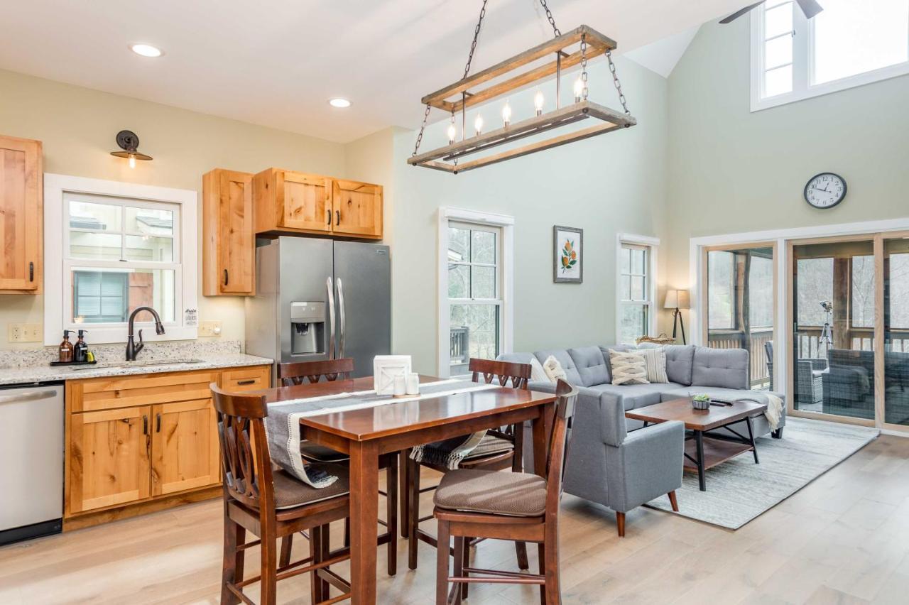 Cullowhee Home With Game Room, Wraparound Decks Экстерьер фото