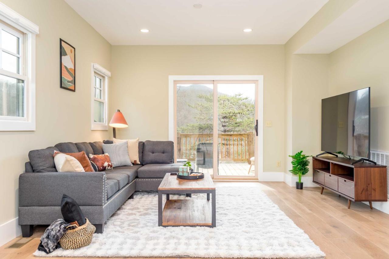 Cullowhee Home With Game Room, Wraparound Decks Экстерьер фото